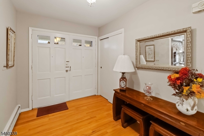 77 Sun Valley Way Property Photo 5