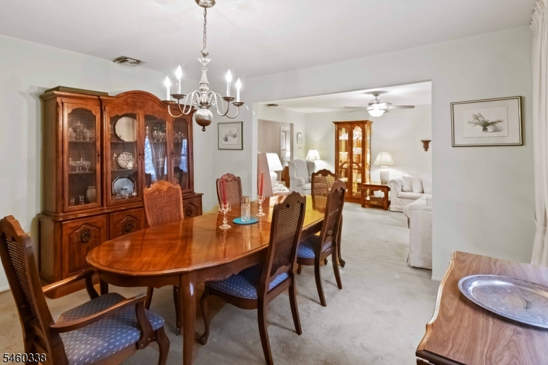 77 Sun Valley Way Property Photo 8