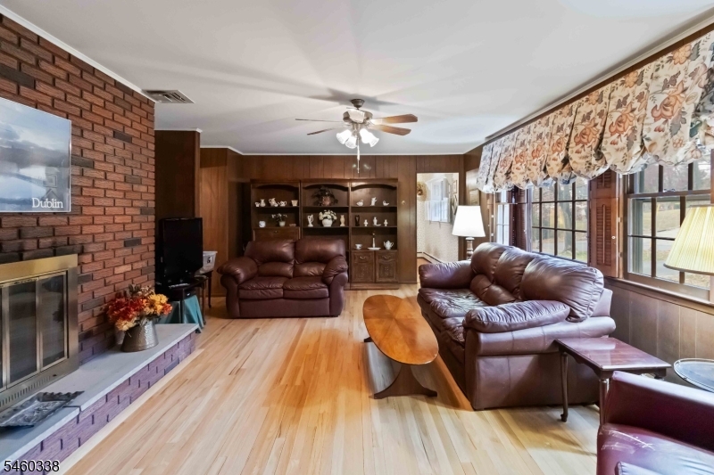 77 Sun Valley Way Property Photo 10