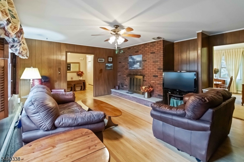77 Sun Valley Way Property Photo 11