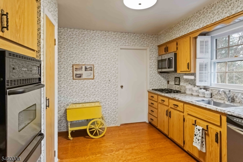 77 Sun Valley Way Property Photo 14