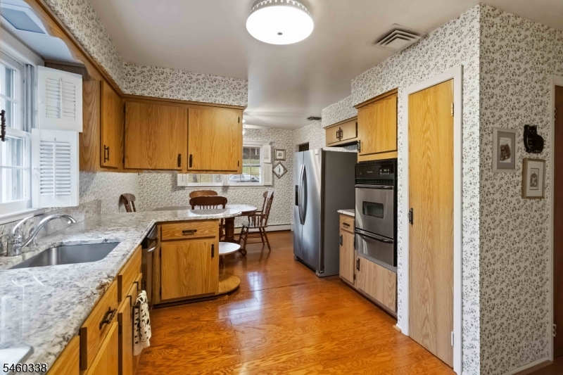 77 Sun Valley Way Property Photo 15