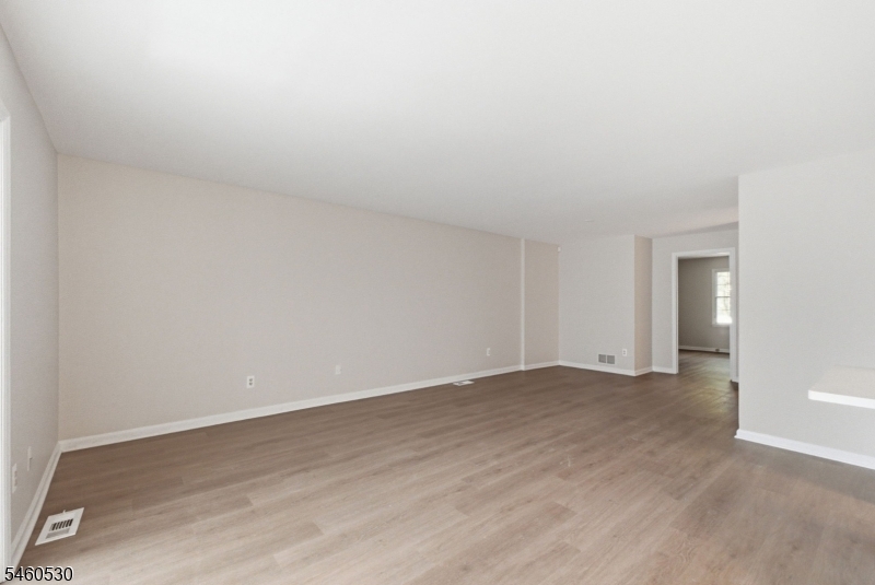 125 Smithfield Ct Property Photo 11