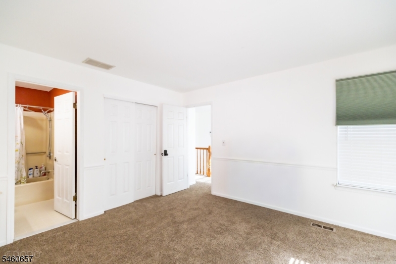 86 Gordon Ave Property Photo 31
