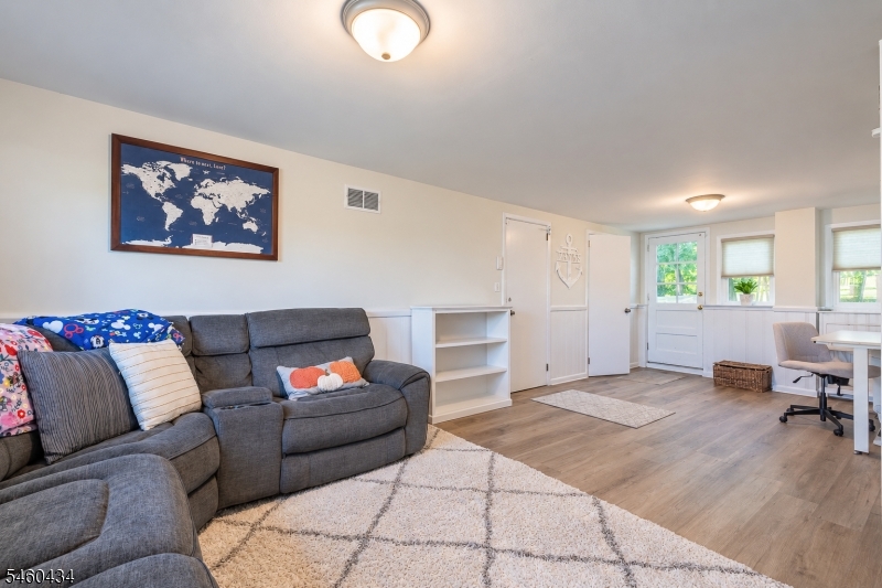 35 Bender Dr 1 Property Photo 19