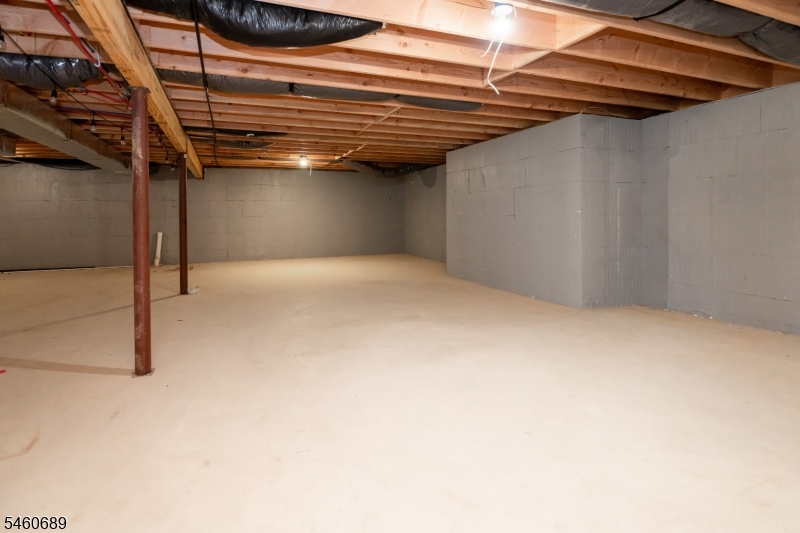 81 Belview Rd Property Photo 32