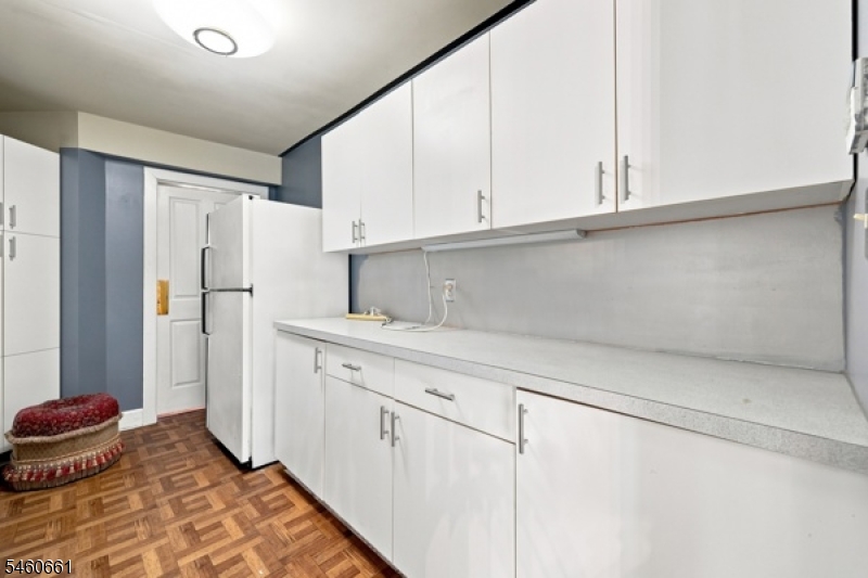 2814 River Rd Property Photo 18