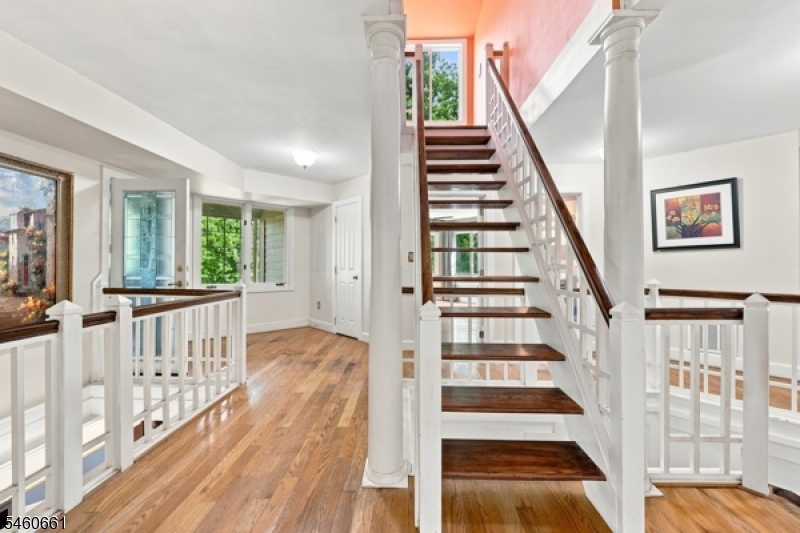 2814 River Rd Property Photo 35