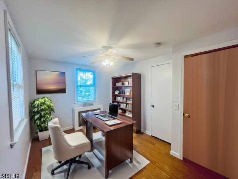 519 Brooklawn Ave H2 Property Photo 12