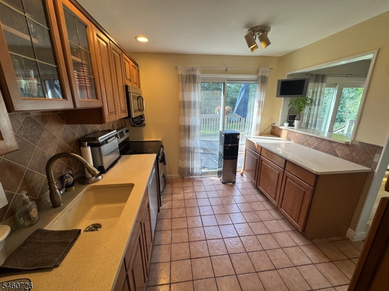 55 Mary Ann Rd Property Photo 6