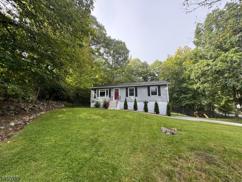 20 Durol Dr Property Photo 1