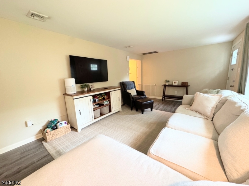 20 Durol Dr Property Photo 6