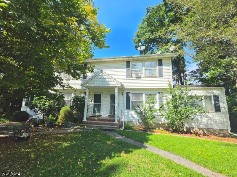 410 B Deerfield Ln Property Photo 1