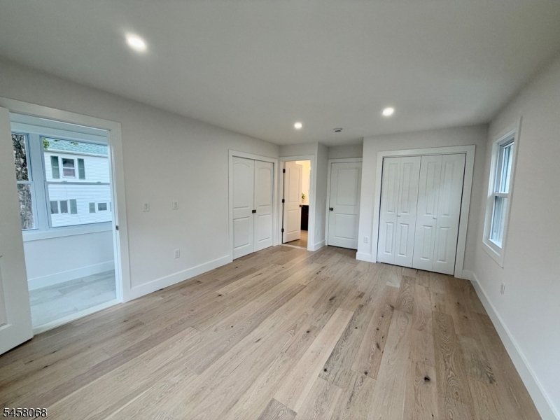 173 Lake Ave Property Photo 18