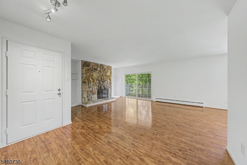 6 F Foxwood Dr Property Photo 7