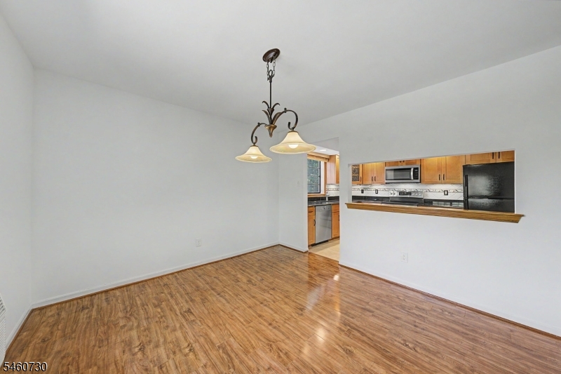 6 F Foxwood Dr Property Photo 11