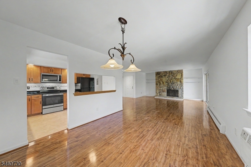 6 F Foxwood Dr Property Photo 12