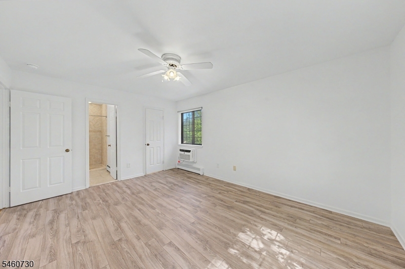 6 F Foxwood Dr Property Photo 24