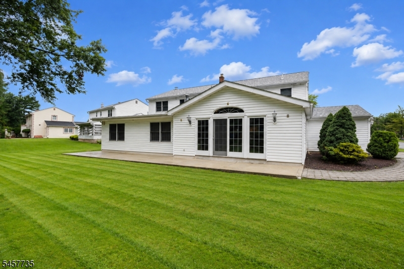 2 Tanglewood Dr Property Photo 29