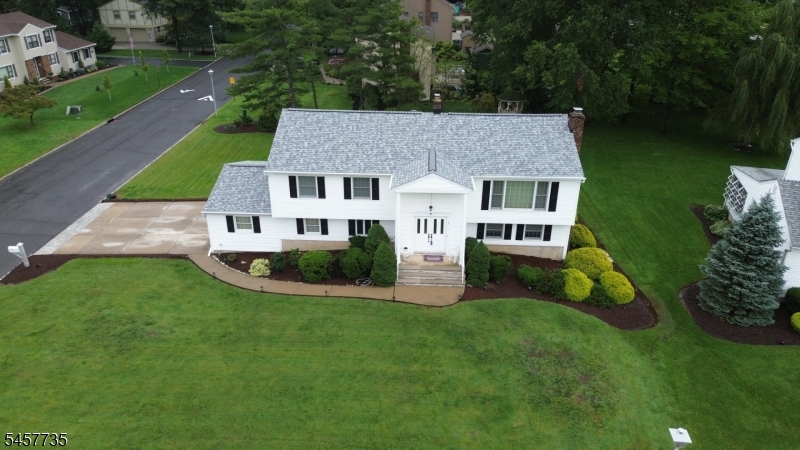 2 Tanglewood Dr Property Photo 31