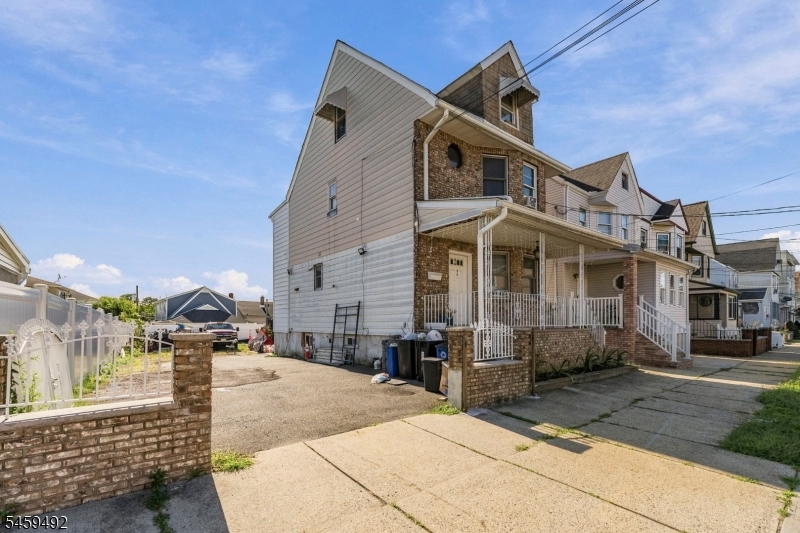 56 Brighton Ave Aka54 Property Photo 2
