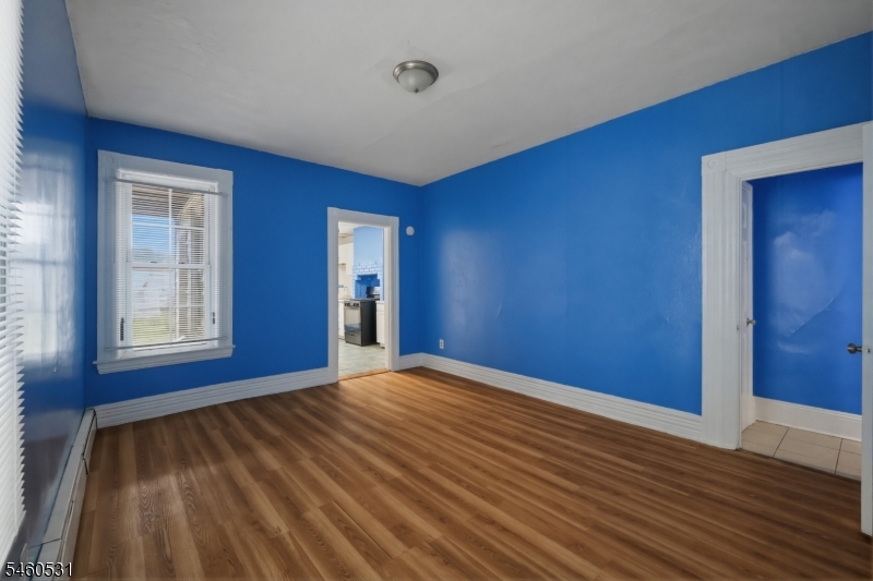283 Mercer St Property Photo 10