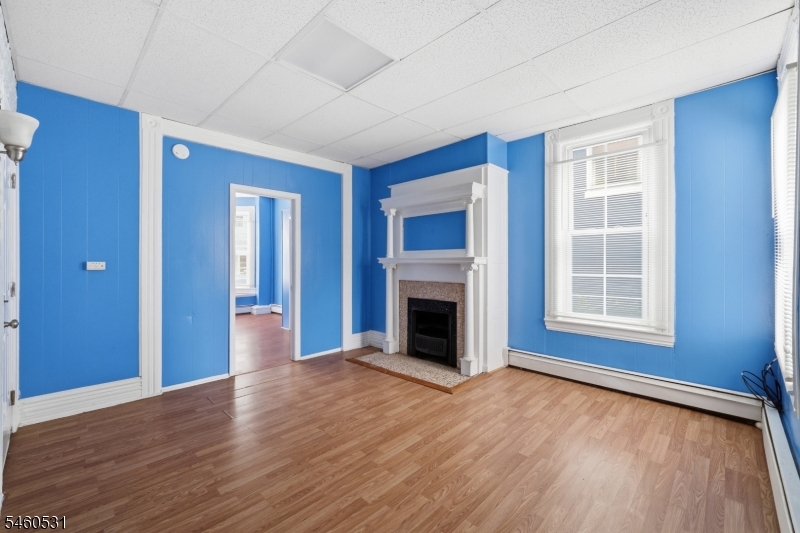 283 Mercer St Property Photo 12