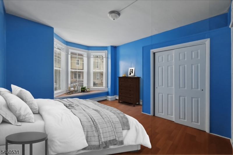 283 Mercer St Property Photo 14