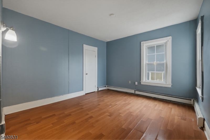 283 Mercer St Property Photo 28