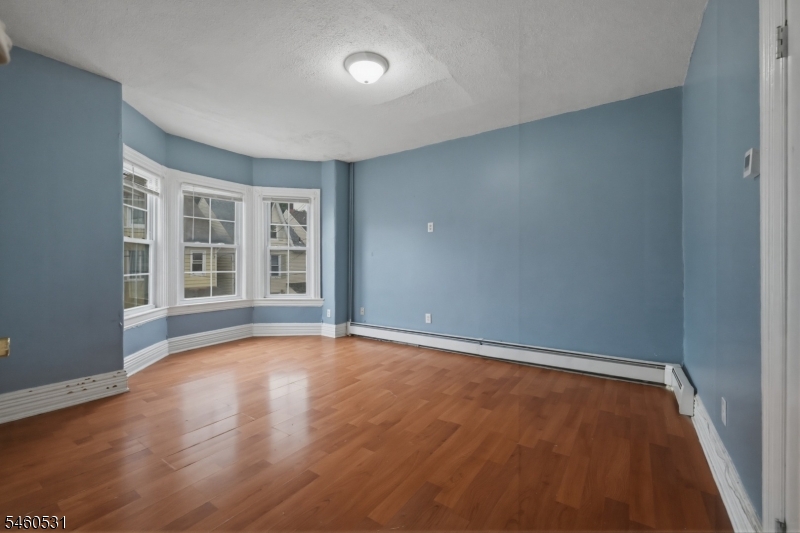 283 Mercer St Property Photo 30