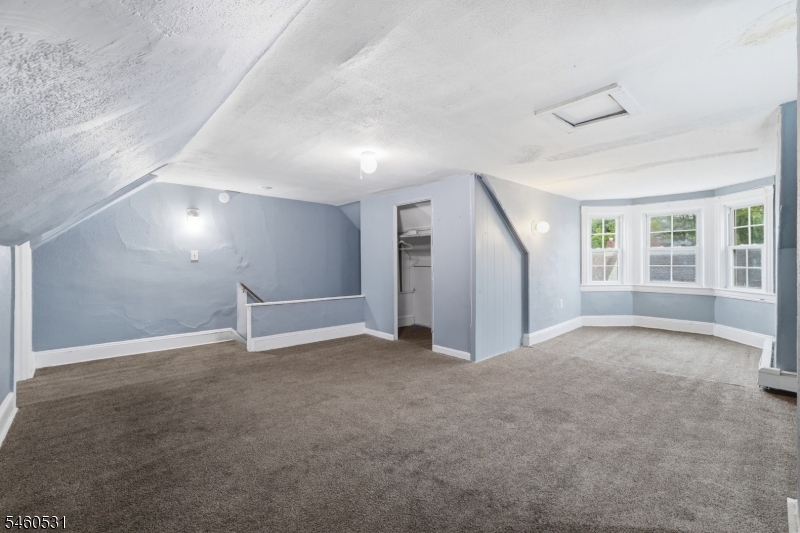 283 Mercer St Property Photo 39