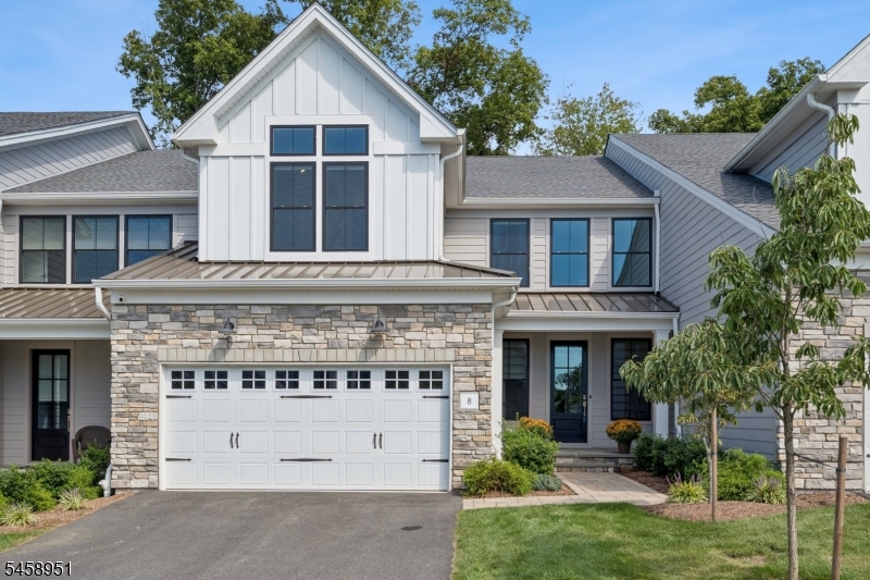 8 Hawfinch Dr Property Photo 2