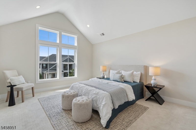 8 Hawfinch Dr Property Photo 31