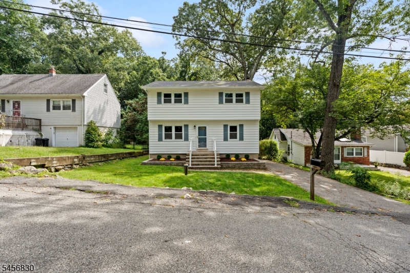 61 Bellot Rd Property Photo 2