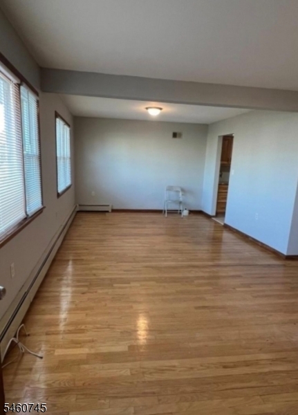 900 S Park Ave Property Photo 2