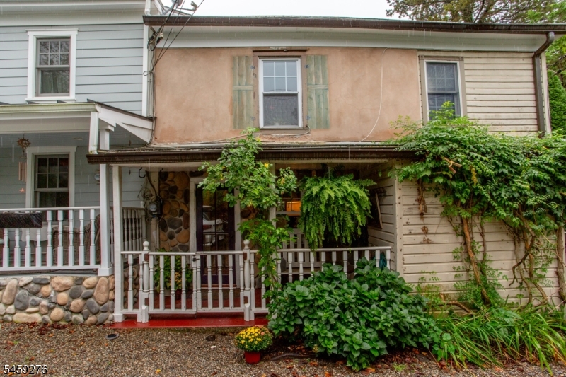8 Canal St Property Photo 4