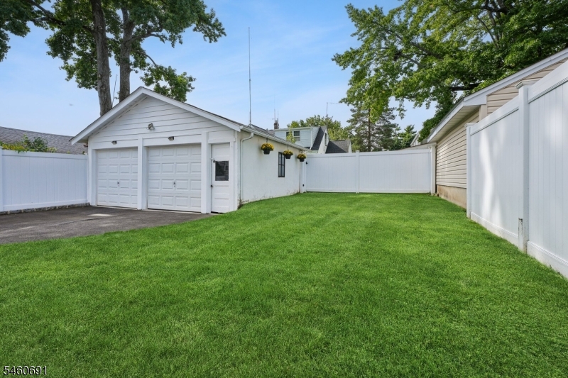 16 Remer Ave Property Photo 26