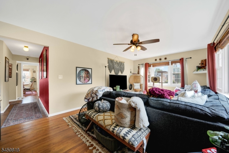 3 Columbia Dr 1a Property Photo 3