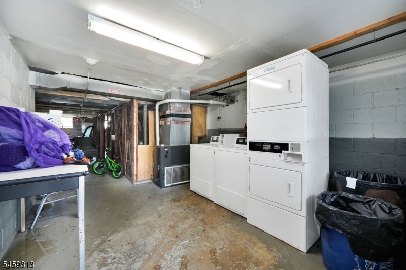 3 Columbia Dr 1a Property Photo 17