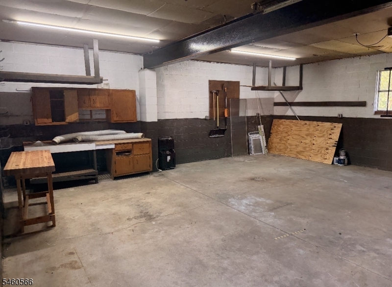 9 Hunter St Property Photo 14