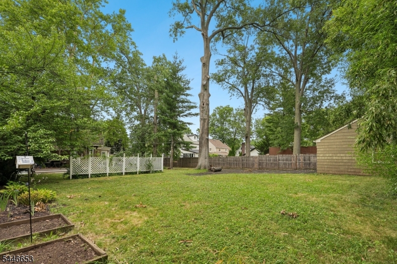 158 Lincoln Ave Property Photo 36