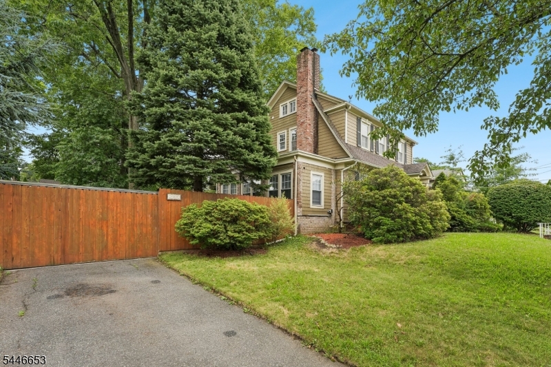158 Lincoln Ave Property Photo 40