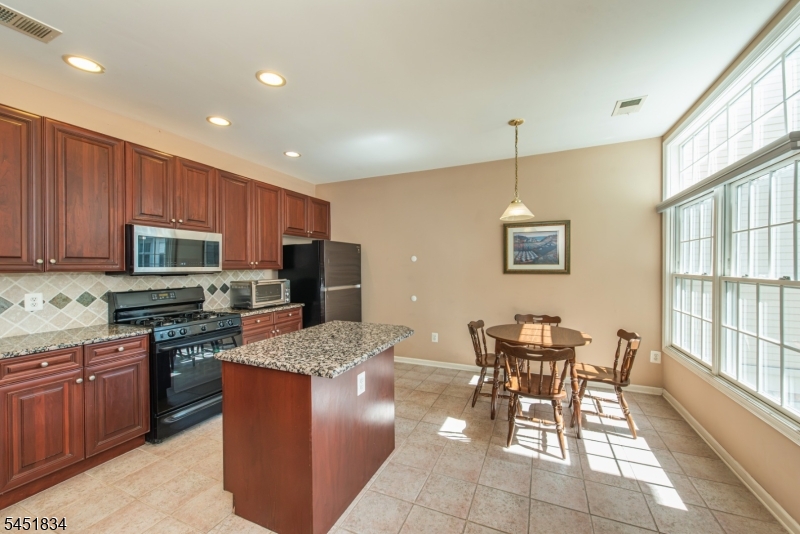 121 Turlington Ct Property Photo 2