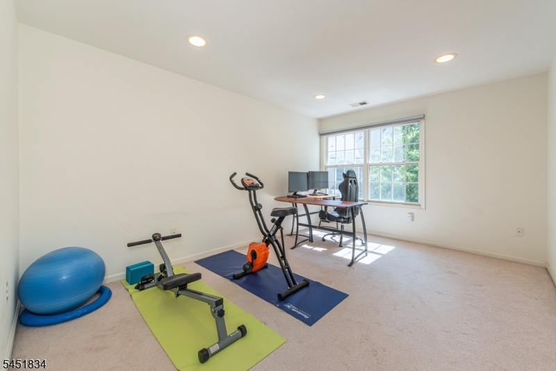 121 Turlington Ct Property Photo 18