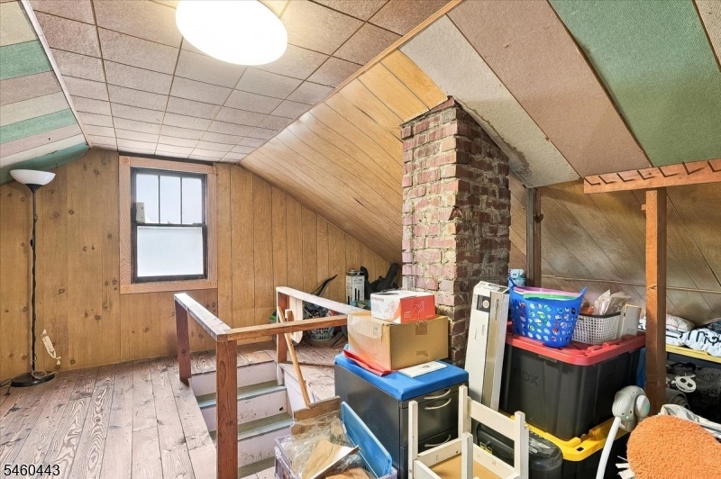 62 Ogden Ave Property Photo 32