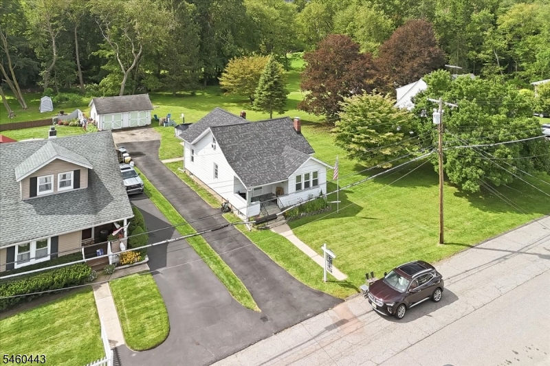 62 Ogden Ave Property Photo 45