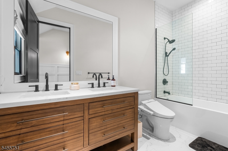 456 Laurel Ter Property Photo 27