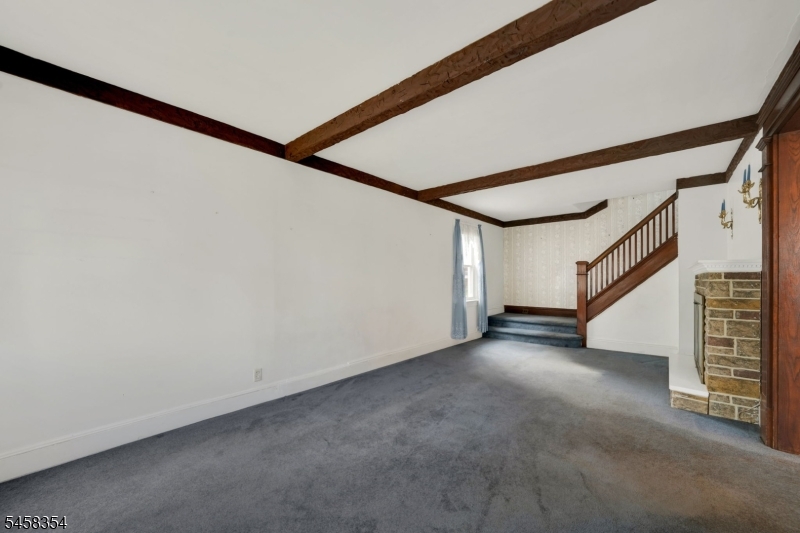 972 Arnet Ave Property Photo 3