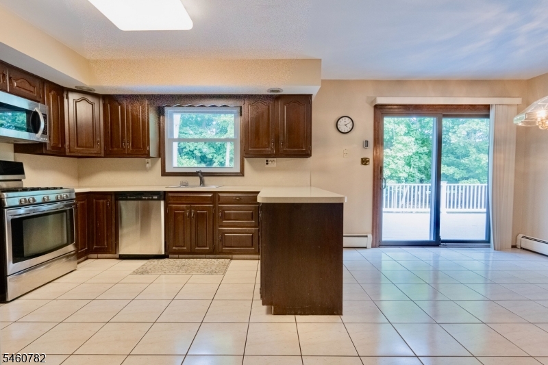 15 Torbet Dr Property Photo 10