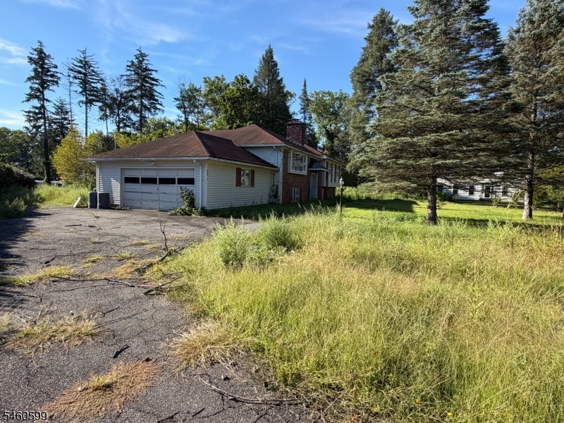 73 Canfield Rd Property Photo 3